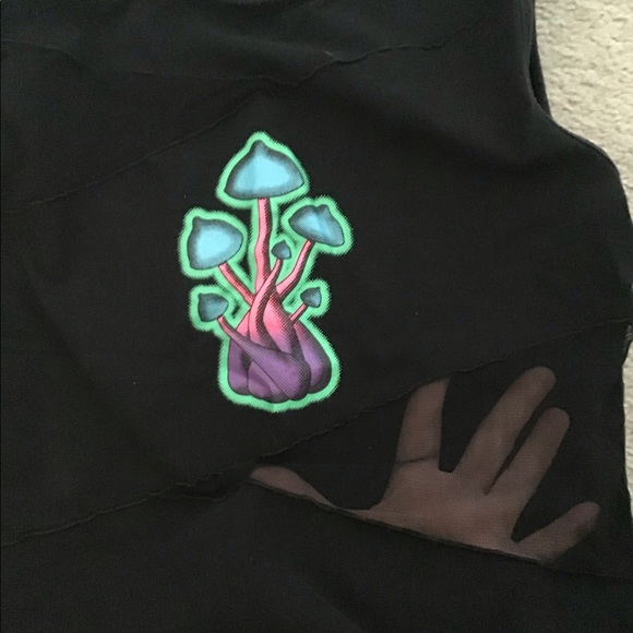 🍄 Space Tribe tank top - Picture 6 of 6